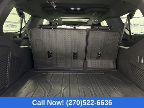Used 2022 Chevrolet Suburban High Country image 45