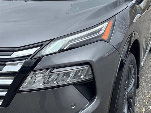 New 2026 Nissan Rogue Platinum w/ Platinum Premium Package image 10