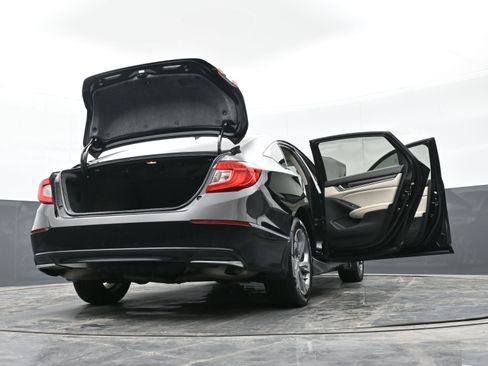 Used 2018 Honda Accord EX-L image 50