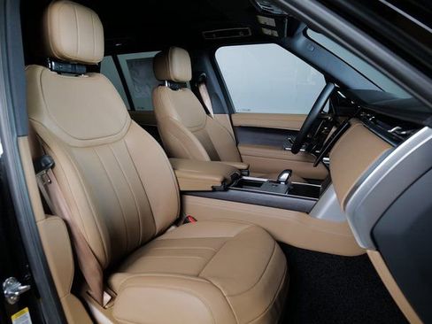 New 2026 Land Rover Range Rover SE AWD/4WD image 3