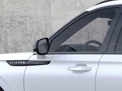 New 2026 Lincoln Aviator 2WD image 20