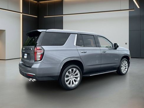 Used 2021 Chevrolet Tahoe Premier w/ Premium Package RWD image 5