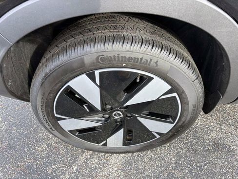 Used 2024 Volvo XC40 Recharge Core w/ Protection Package Premier image 10