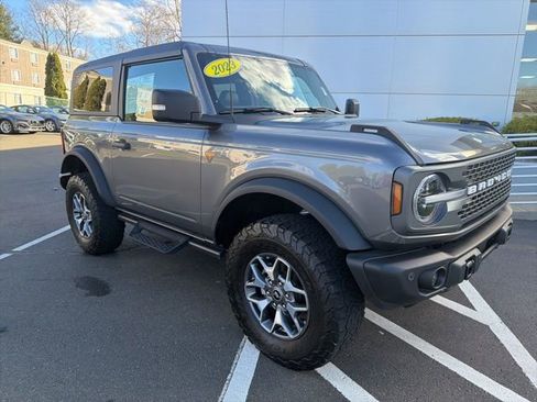 Used 2023 Ford Bronco Badlands image 1