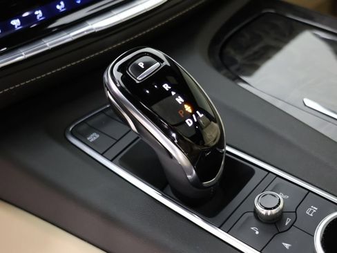 Used 2022 Cadillac Escalade ESV Premium Luxury w/ Performance Package image 6