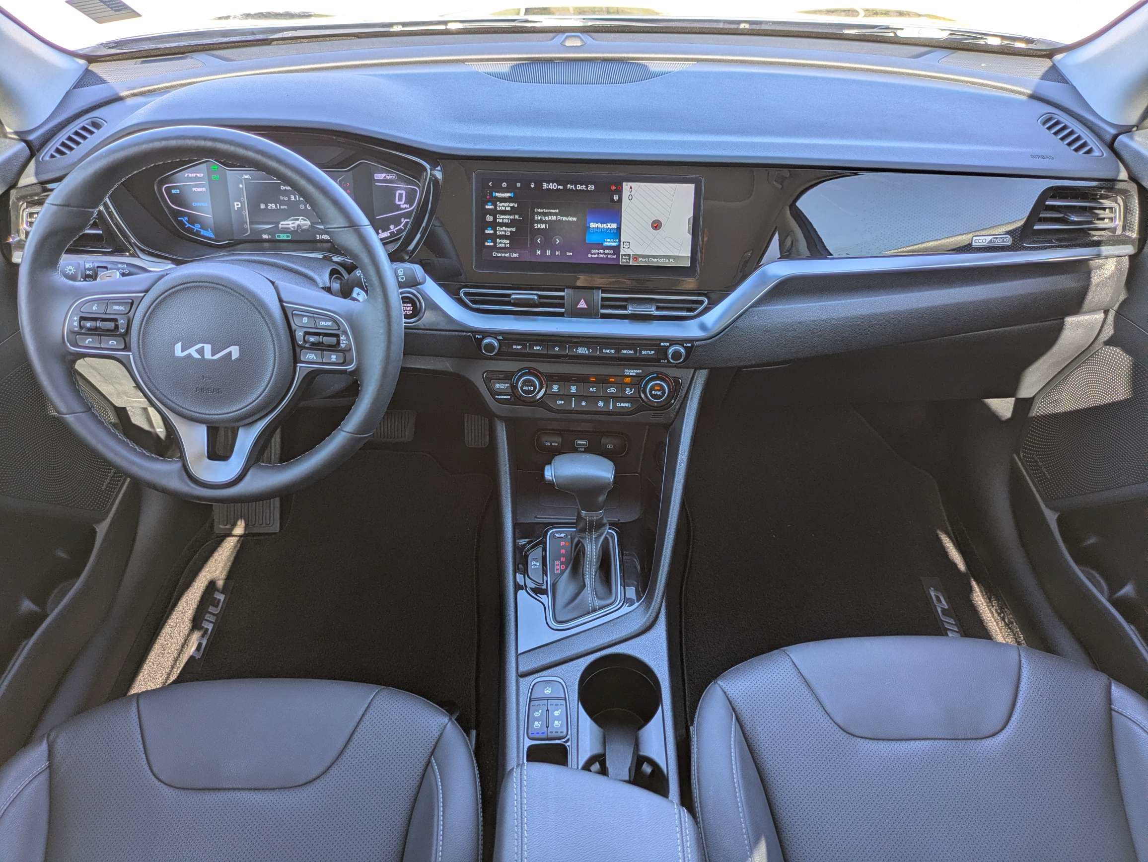 Certified 2022 Kia Niro EX Premium FWD image 15