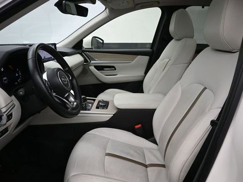 Certified 2024 MAZDA CX-90 3.3 Turbo w/ Premium Plus Pkg image 28