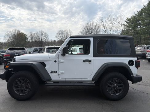 Certified 2025 Jeep Wrangler Sport AWD/4WD image 4