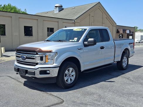 Used 2019 Ford F150 XLT AWD/4WD image 3