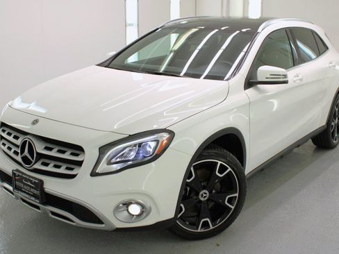 Used 2020 Mercedes-Benz GLA 250 w/ Convenience Package image 2