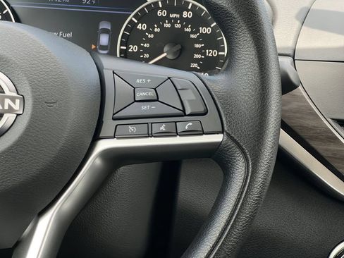 New 2026 Nissan Altima 2.5 SV FWD image 13