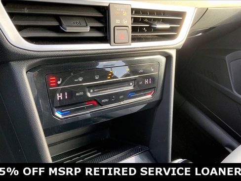 Used 2025 Volkswagen Taos SE image 30