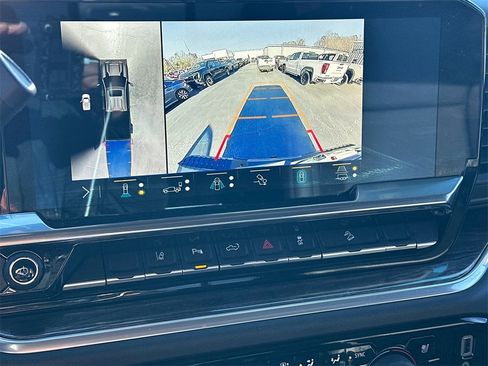 Used 2025 Chevrolet Silverado 2500 LTZ w/ Trail Boss Package image 31