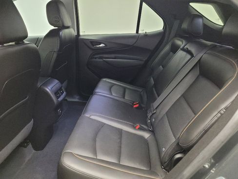 Used 2021 Chevrolet Equinox LT AWD/4WD image 18