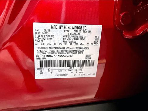 Used 2025 Ford Explorer ST-Line w/ Premium Package RWD image 31