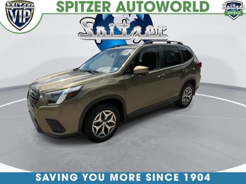Used 2023 Subaru Forester Premium AWD/4WD image 4