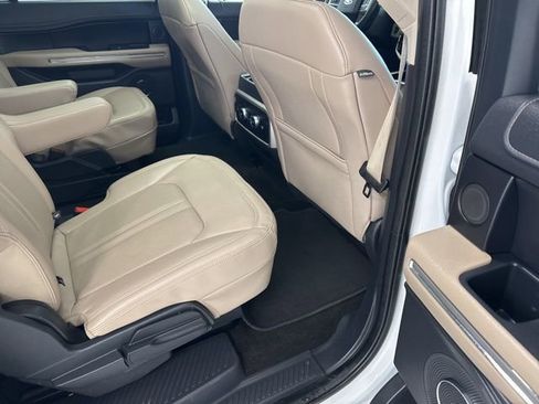 Used 2023 Ford Expedition Max Limited image 31