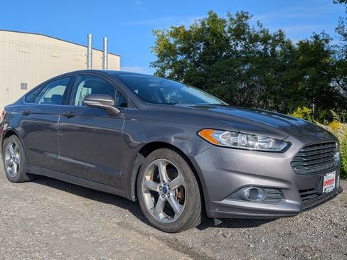 Used 2014 Ford Fusion SE w/ Equipment Group 201A FWD image 1