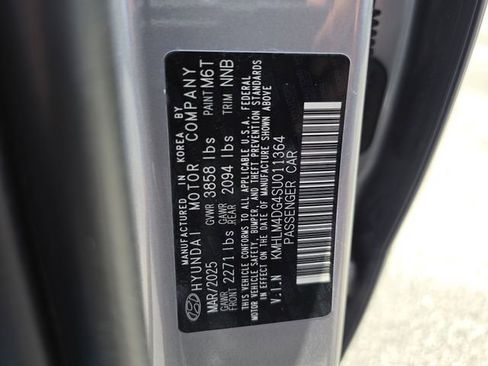 Used 2025 Hyundai Elantra Sport FWD image 35