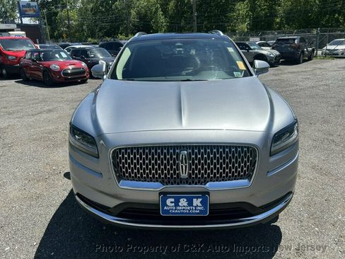 Used 2022 Lincoln Nautilus Reserve w/ Cargo Utility Package AWD/4WD image 4