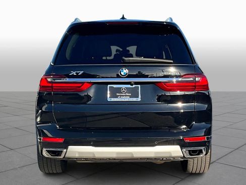Used 2022 BMW X7 xDrive40i w/ Parking Assistance Package image 4