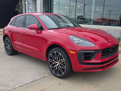 New 2026 Porsche Macan S AWD/4WD image 9