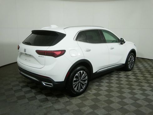 Used 2025 Buick Envision Preferred image 3
