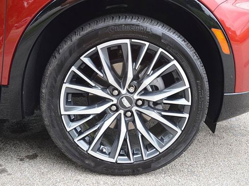 Used 2024 Cadillac XT4 Sport AWD/4WD image 12