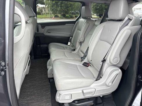Used 2023 Honda Odyssey EX-L image 24