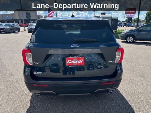 Used 2023 Ford Explorer XLT w/ Equipment Group 202A AWD/4WD image 5