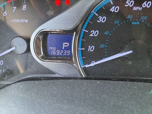 Used 2012 Toyota Sienna XLE w/ Entertainment Pkg image 14