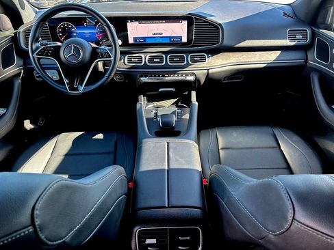 Used 2025 Mercedes-Benz GLE 450 4MATIC image 9