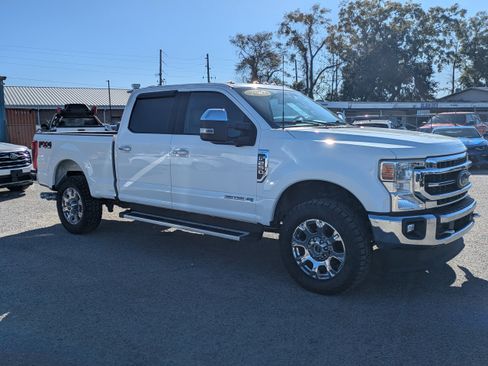 Used 2022 Ford F250 Lariat w/ Lariat Ultimate Package AWD/4WD image 2