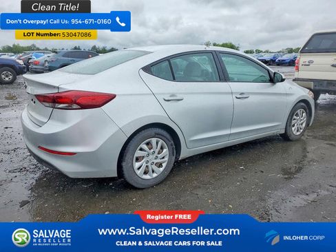 Used 2018 Hyundai Elantra SE w/ Cargo Package FWD image 4