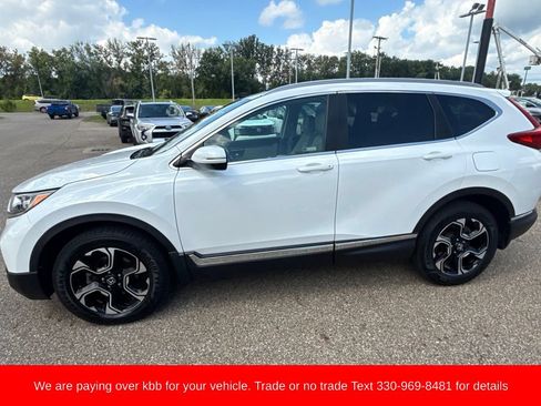 Used 2019 Honda CR-V Touring image 4
