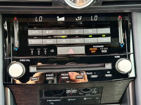 Used 2025 Lexus IS 500 w/ Accessory Package 2 RWD image 17