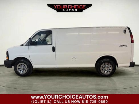 Used 2014 Chevrolet Express 1500 1500 AWD 3dr Cargo Van image 2