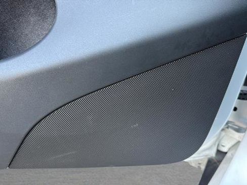 Used 2023 Tesla Model Y Long Range AWD/4WD image 11