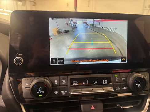 Certified 2026 Toyota Grand Highlander XLE FWD image 29