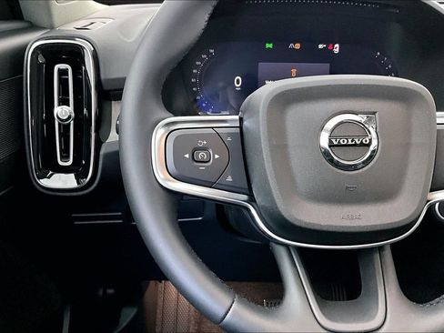 New 2026 Volvo XC40 B5 Core w/ Protection Package Premier AWD/4WD image 12