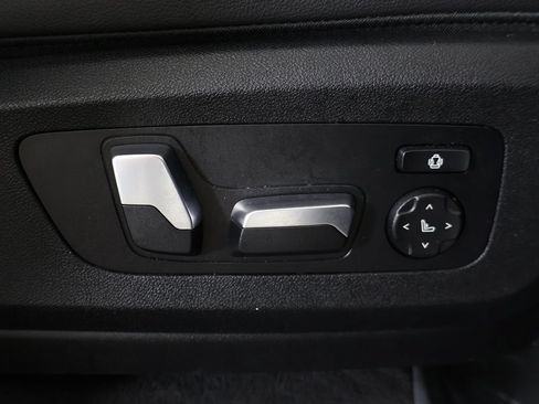 Used 2019 BMW X7 xDrive40i w/ M Sport Package AWD/4WD image 40