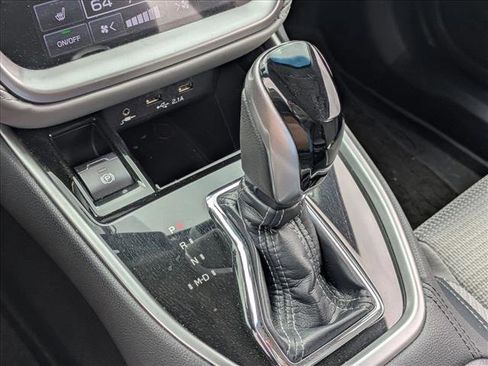 Used 2022 Subaru Outback Premium image 11