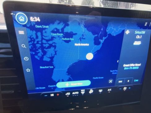 Used 2023 Ford Transit 350 XLT image 10