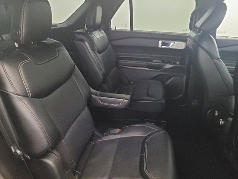 Used 2020 Ford Explorer ST w/ Premium Technology Package AWD/4WD image 19
