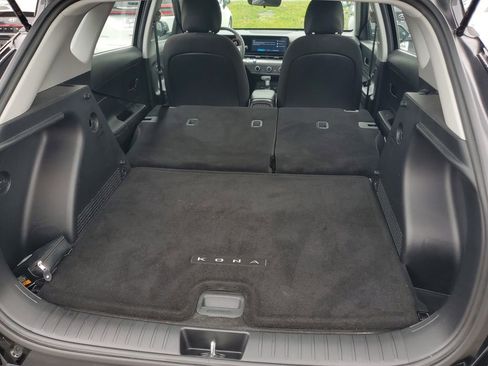 Used 2025 Hyundai Kona SE AWD/4WD image 30