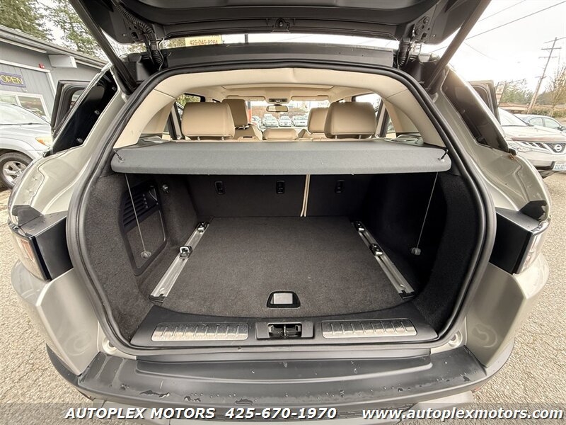 Used 2012 Land Rover Range Rover Evoque Pure Premium AWD/4WD image 13