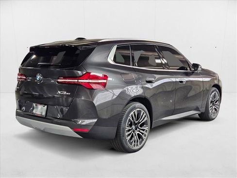 Used 2025 BMW X3 xDrive30i image 2