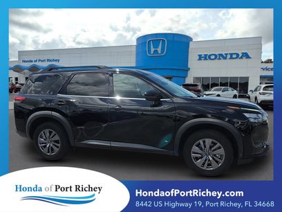 Used 2025 Nissan Pathfinder SV