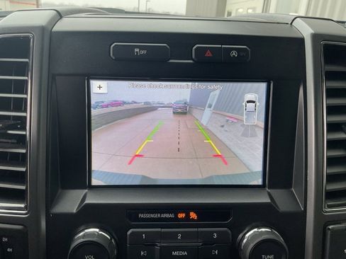 Used 2018 Ford F150 XLT w/ Equipment Group 302A Luxury image 17