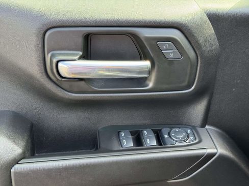 Used 2025 Chevrolet Silverado 1500 Custom AWD/4WD image 18
